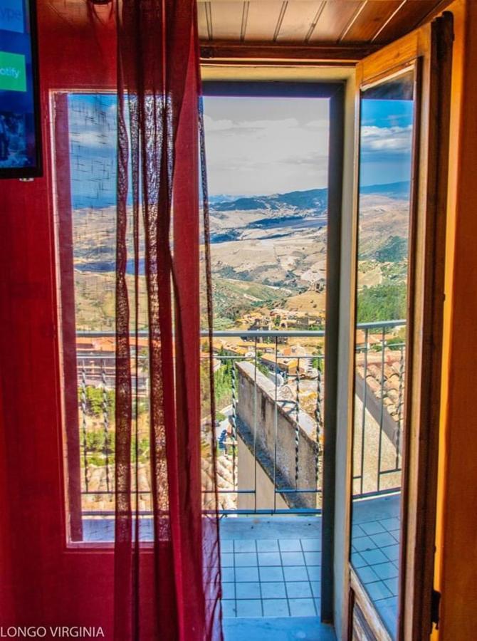 Troina B&B Al Centro Storico מראה חיצוני תמונה